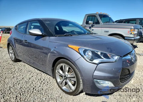 2016 Hyundai Veloster z USA, uszkodzony, nr VIN KMHTC6AD9GU267595